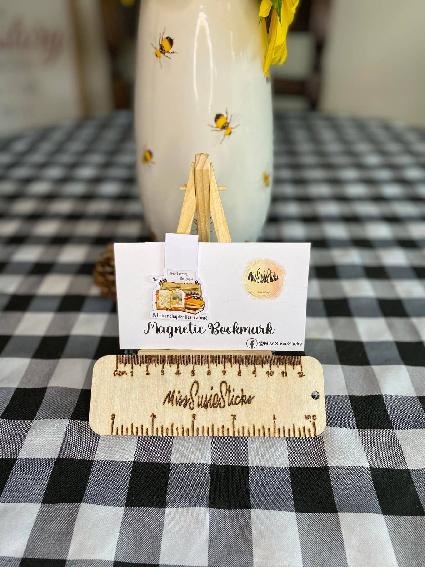 Typewriter, Magnetic bookmark, page saver, bookworm