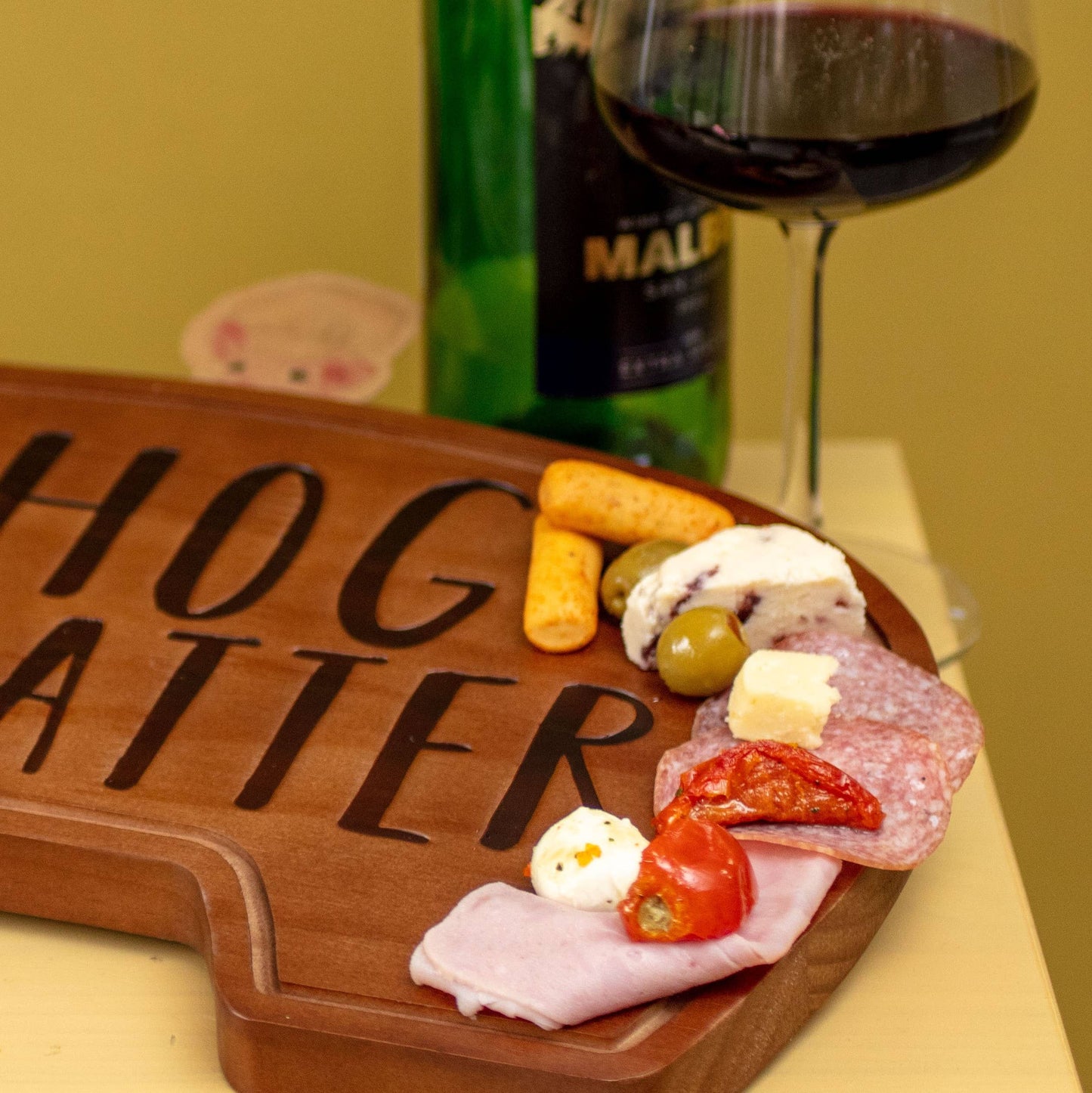 Wooden Charcuterie Board - Hog the Platter